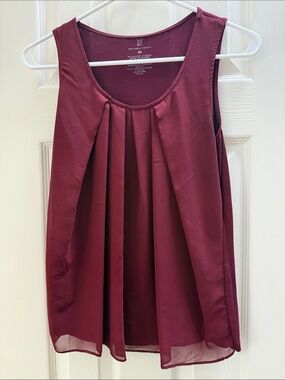 New York & Company Pleated Sleeveless Camisole - Burgundy
